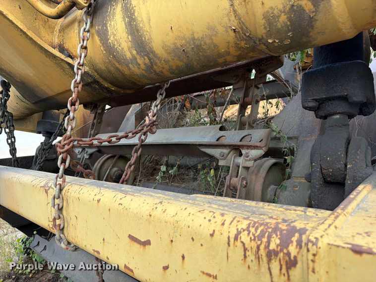 image for item EF1355 1987 Caterpillar 615 elevating scraper