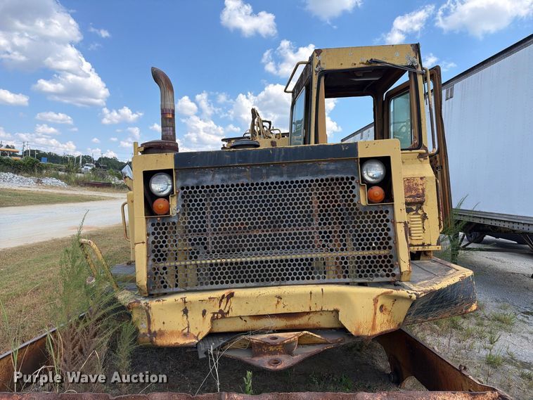 image for item EF1355 1987 Caterpillar 615 elevating scraper