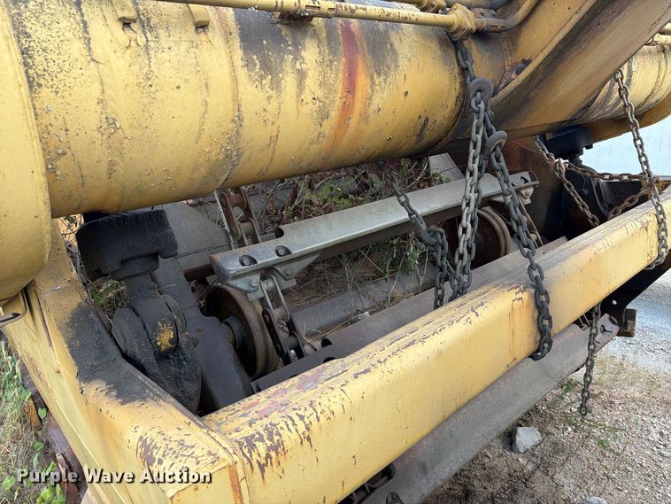 image for item EF1355 1987 Caterpillar 615 elevating scraper
