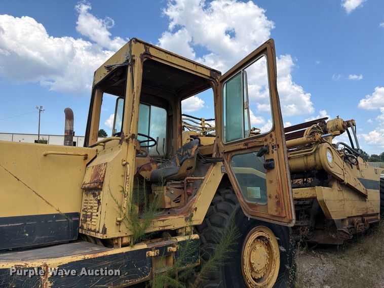 image for item EF1355 1987 Caterpillar 615 elevating scraper