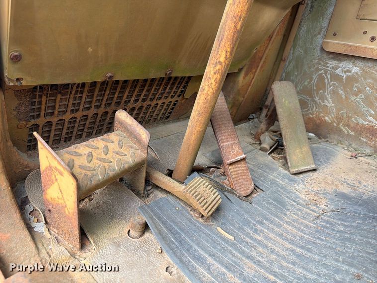 image for item EF1355 1987 Caterpillar 615 elevating scraper