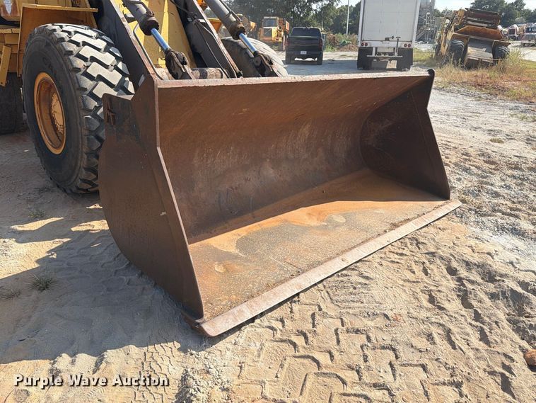 image for item EF1356 1995 Volvo L90B wheel loader