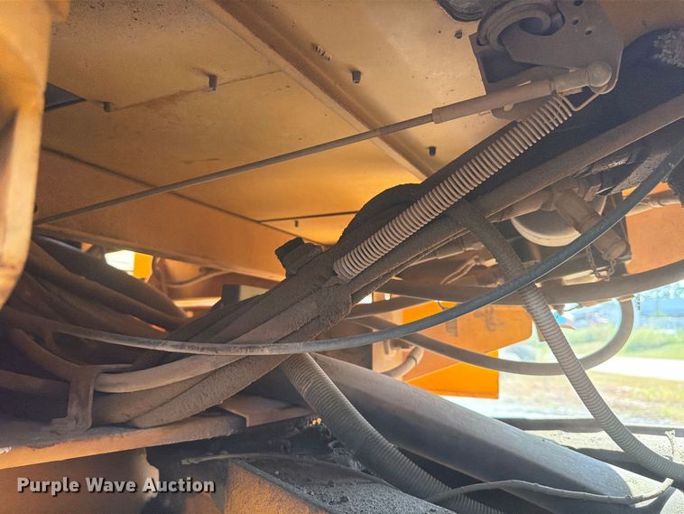 image for item EF1356 1995 Volvo L90B wheel loader