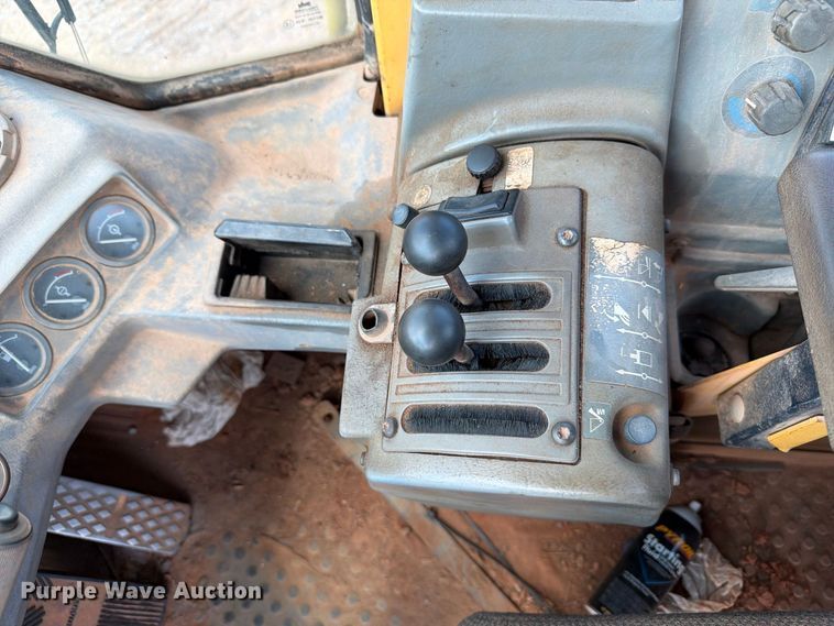 image for item EF1356 1995 Volvo L90B wheel loader