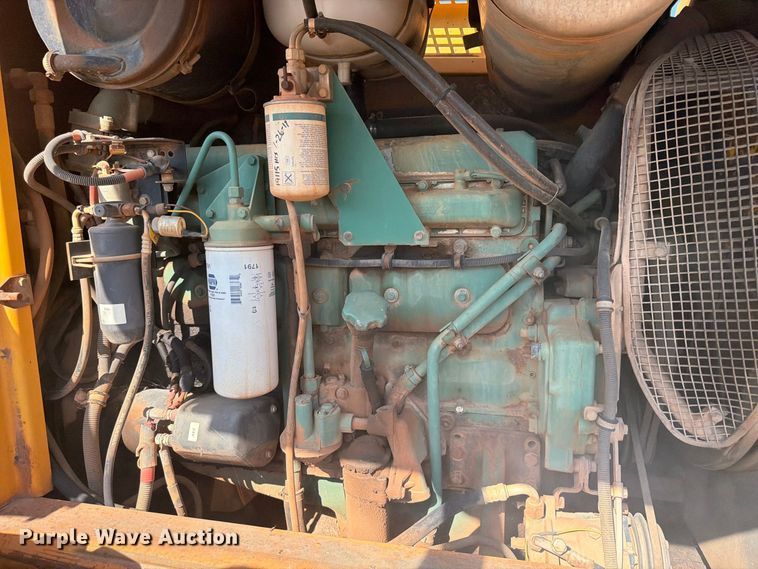 image for item EF1356 1995 Volvo L90B wheel loader