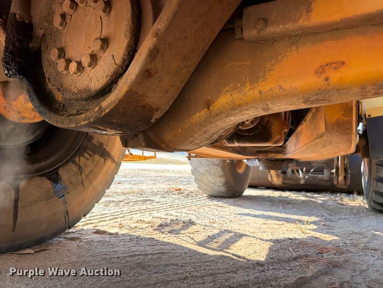 image for item EF1356 1995 Volvo L90B wheel loader
