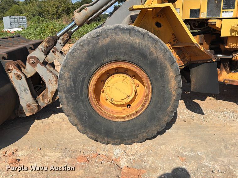 image for item EF1356 1995 Volvo L90B wheel loader