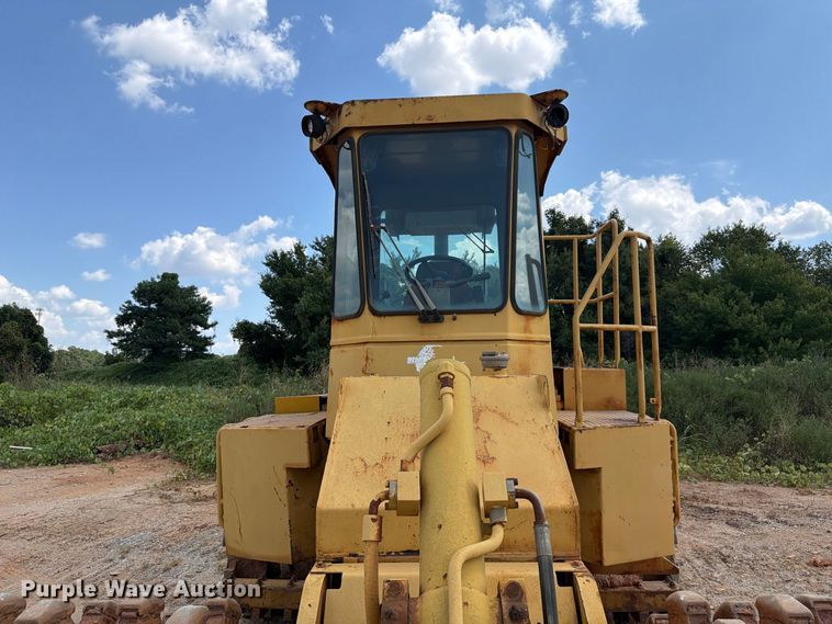 image for item EF1357 1992 Caterpillar 816B soil compactor