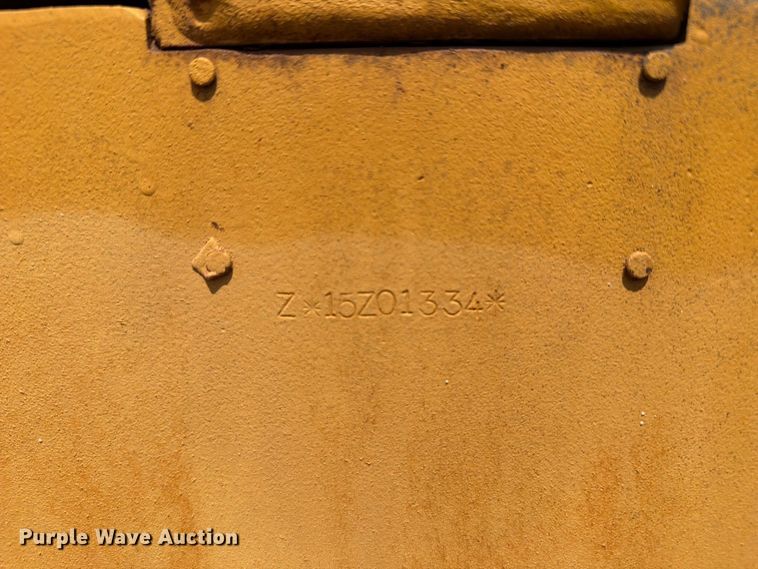 image for item EF1357 1992 Caterpillar 816B soil compactor