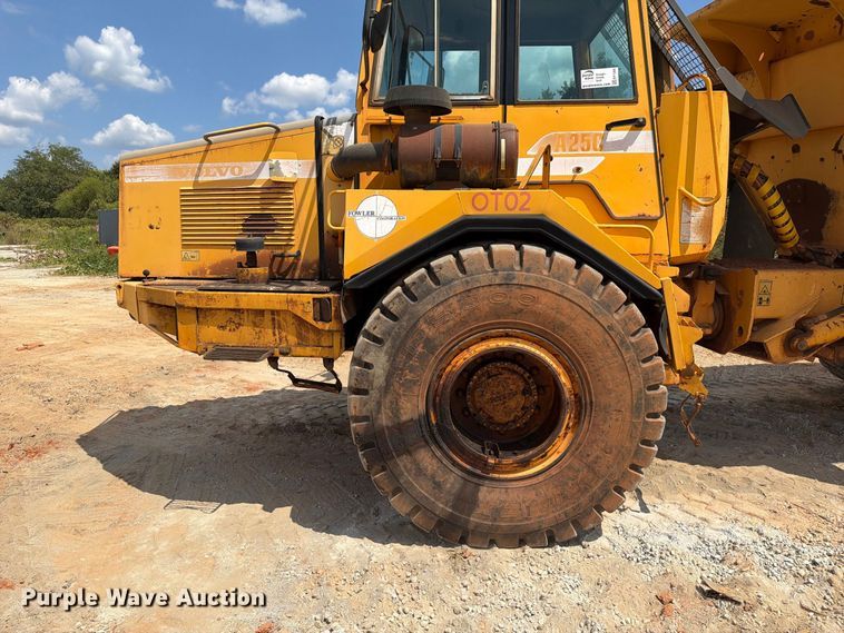 image for item EF1358 2001 Volvo A25C 6X6 haul truck