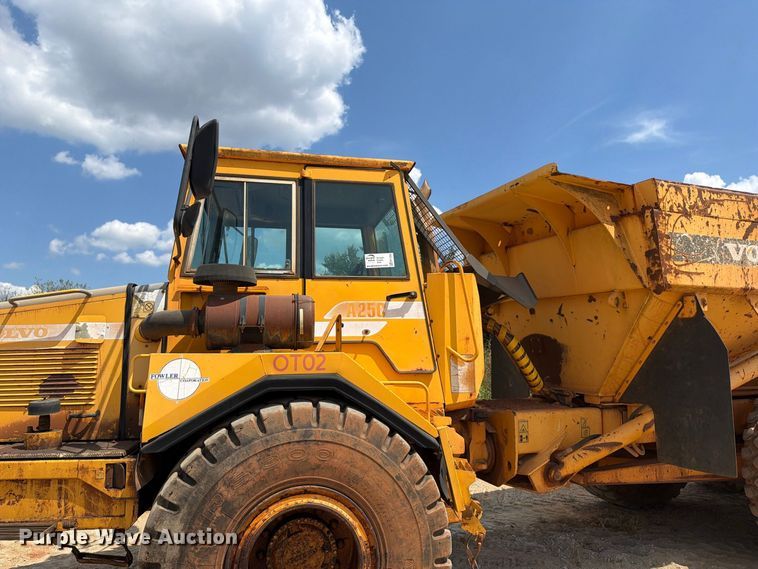 image for item EF1358 2001 Volvo A25C 6X6 haul truck