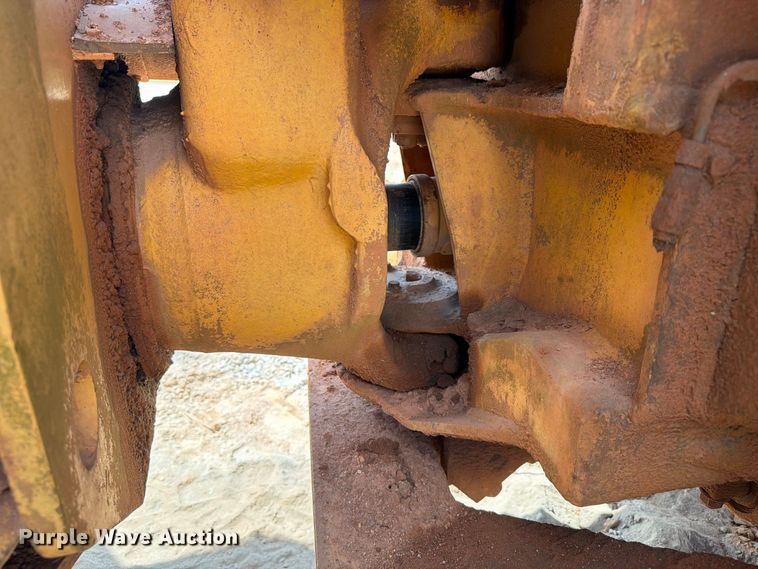 image for item EF1358 2001 Volvo A25C 6X6 haul truck