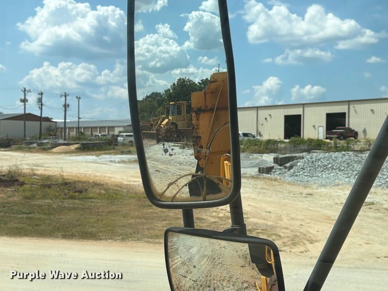 image for item EF1358 2001 Volvo A25C 6X6 haul truck