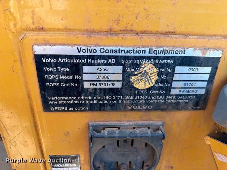 image for item EF1358 2001 Volvo A25C 6X6 haul truck