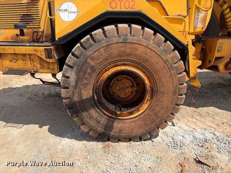 image for item EF1358 2001 Volvo A25C 6X6 haul truck