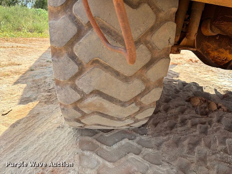 image for item EF1358 2001 Volvo A25C 6X6 haul truck