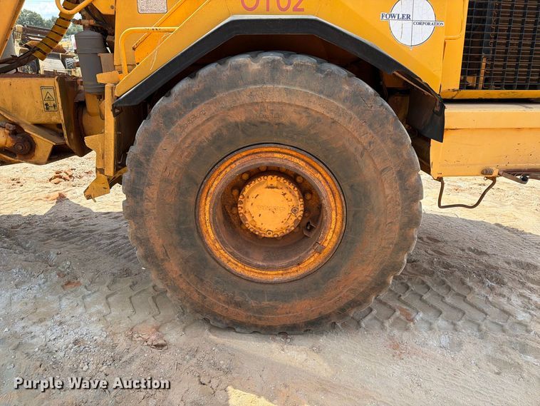 image for item EF1358 2001 Volvo A25C 6X6 haul truck