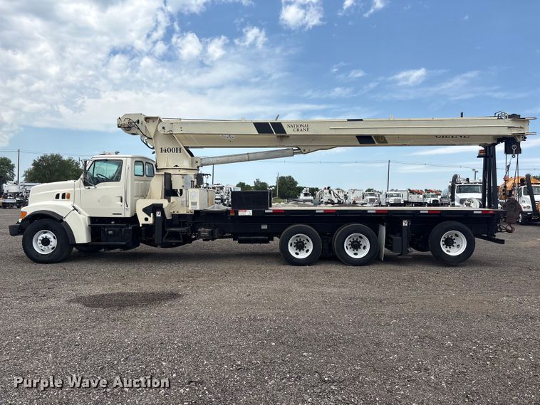 image for item EG9098 2003 Sterling Crane truck