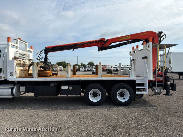 image for item EG9322 2015 Freightliner 114SD crane truck