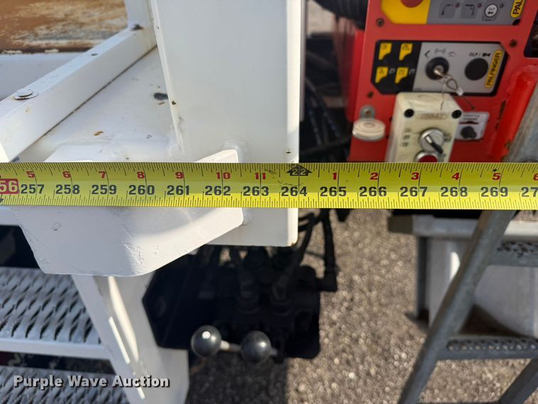 image for item EG9322 2015 Freightliner 114SD crane truck