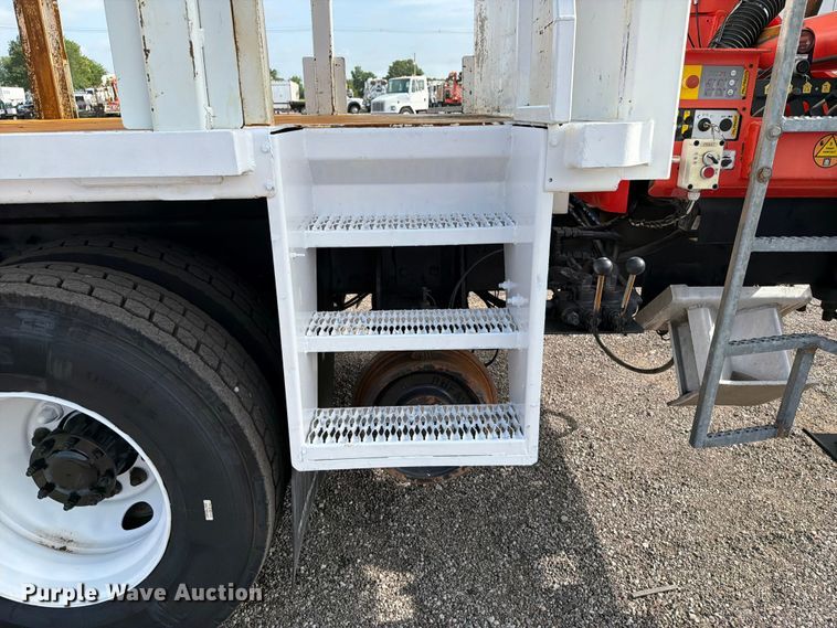 image for item EG9322 2015 Freightliner 114SD crane truck