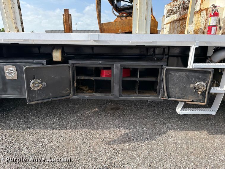 image for item EG9322 2015 Freightliner 114SD crane truck