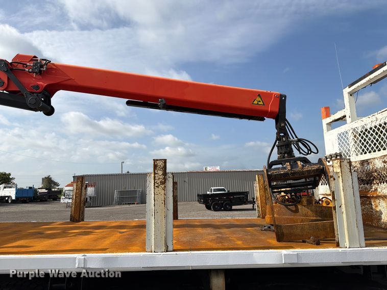 image for item EG9322 2015 Freightliner 114SD crane truck