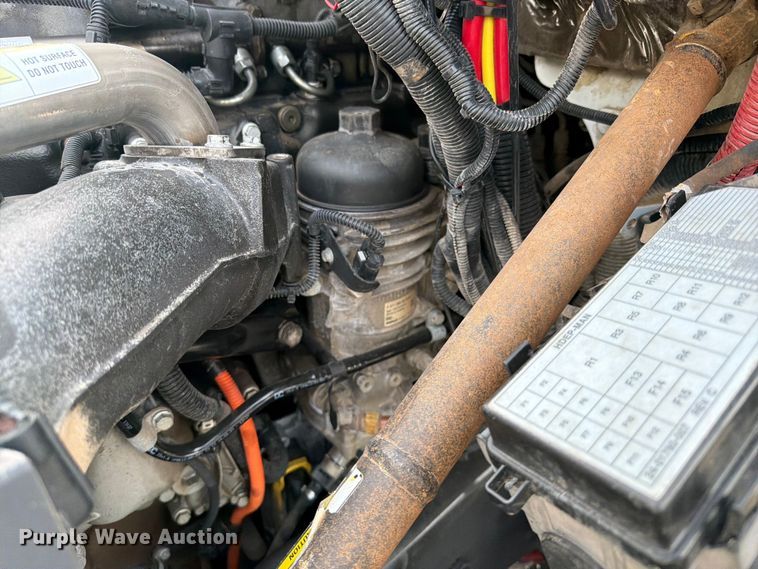 image for item EG9322 2015 Freightliner 114SD crane truck