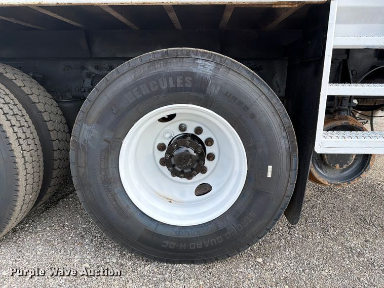 image for item EG9322 2015 Freightliner 114SD crane truck