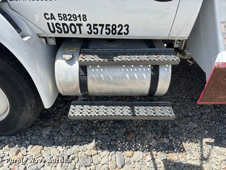 image for item EL2616 2014 International 4300 SBA bucket truck