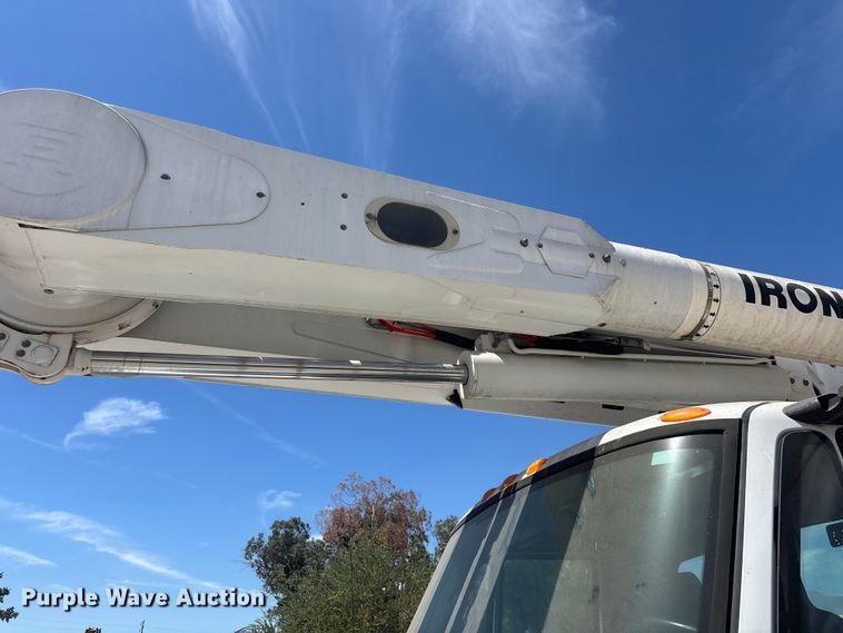 image for item EL2616 2014 International 4300 SBA bucket truck