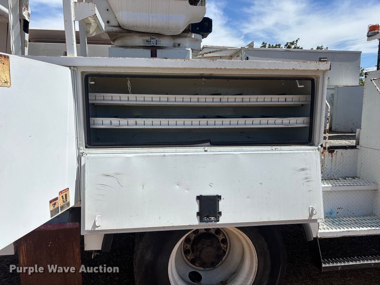 image for item EL2616 2014 International 4300 SBA bucket truck