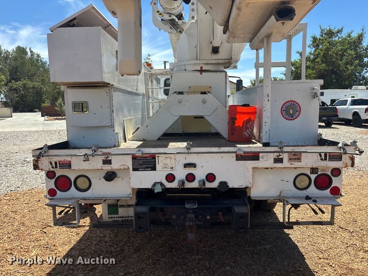 image for item EL2616 2014 International 4300 SBA bucket truck