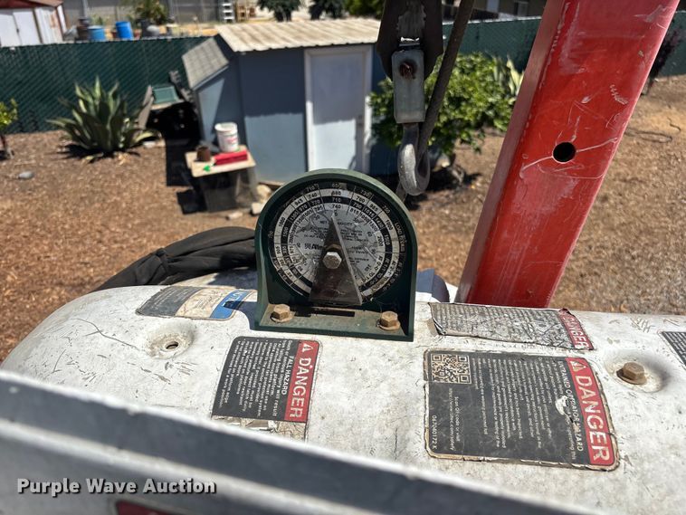 image for item EL2616 2014 International 4300 SBA bucket truck
