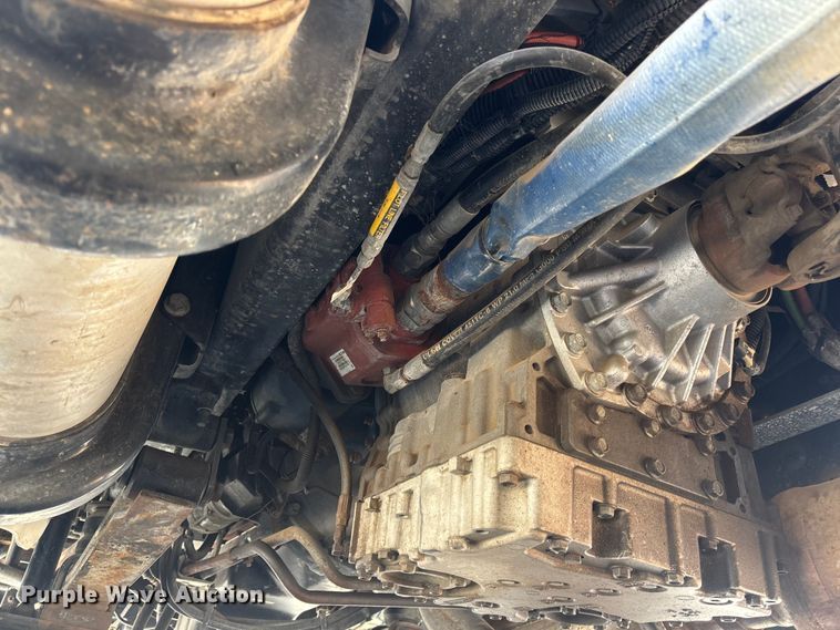 image for item EL2616 2014 International 4300 SBA bucket truck