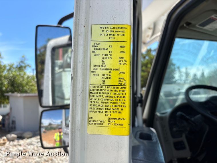image for item EL2616 2014 International 4300 SBA bucket truck