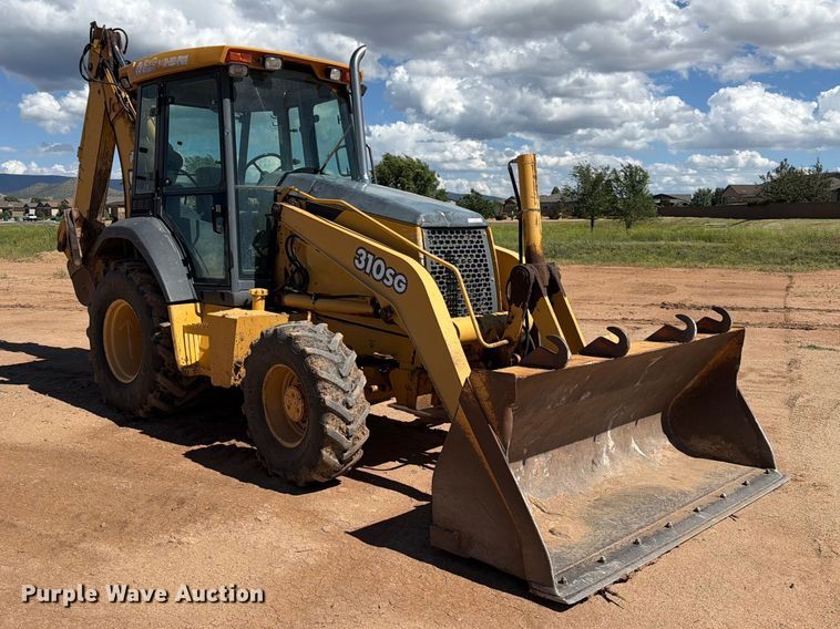 image for item EL2637 2003 John Deere 310SG backhoe