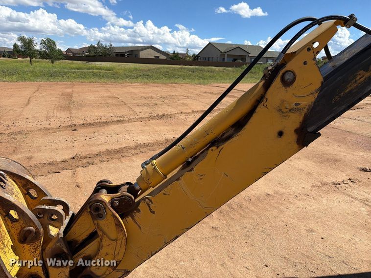image for item EL2637 2003 John Deere 310SG backhoe