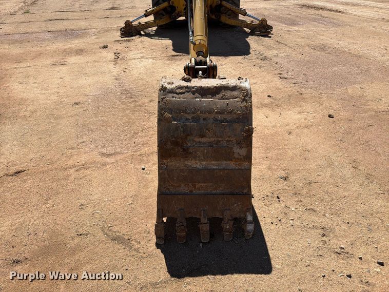image for item EL2637 2003 John Deere 310SG backhoe