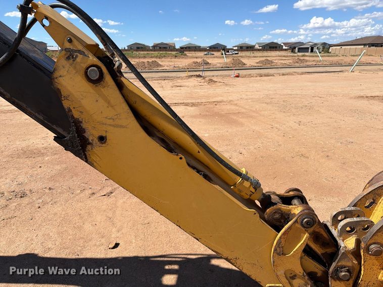 image for item EL2637 2003 John Deere 310SG backhoe