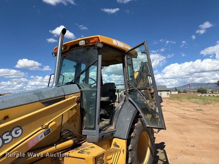 image for item EL2637 2003 John Deere 310SG backhoe