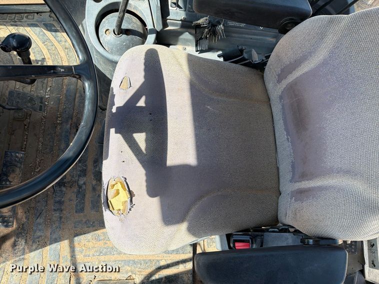 image for item EL2637 2003 John Deere 310SG backhoe