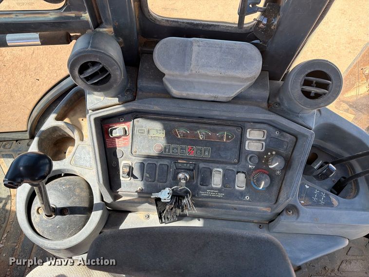 image for item EL2637 2003 John Deere 310SG backhoe