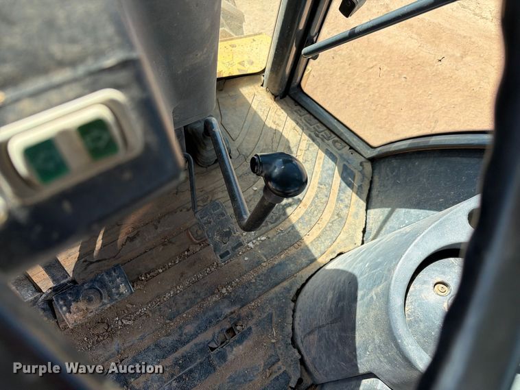 image for item EL2637 2003 John Deere 310SG backhoe
