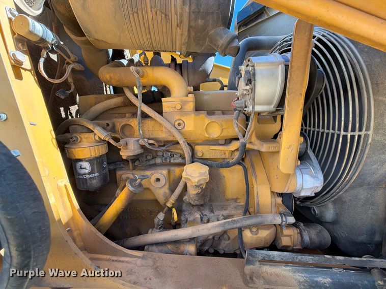 image for item EL2637 2003 John Deere 310SG backhoe