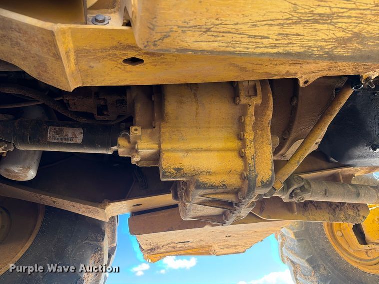 image for item EL2637 2003 John Deere 310SG backhoe