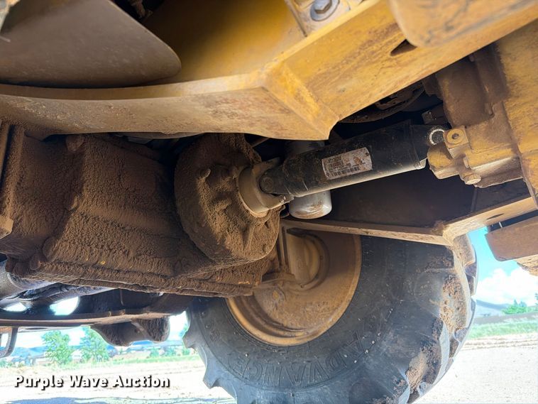 image for item EL2637 2003 John Deere 310SG backhoe