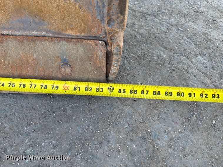 image for item EL2644 2012 John Deere 210KEP landscape tractor