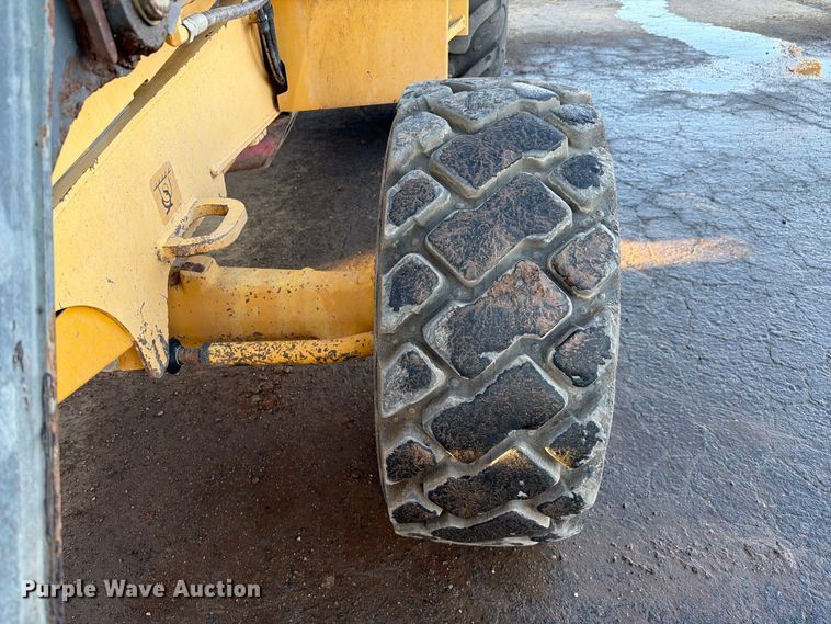 image for item EL2644 2012 John Deere 210KEP landscape tractor