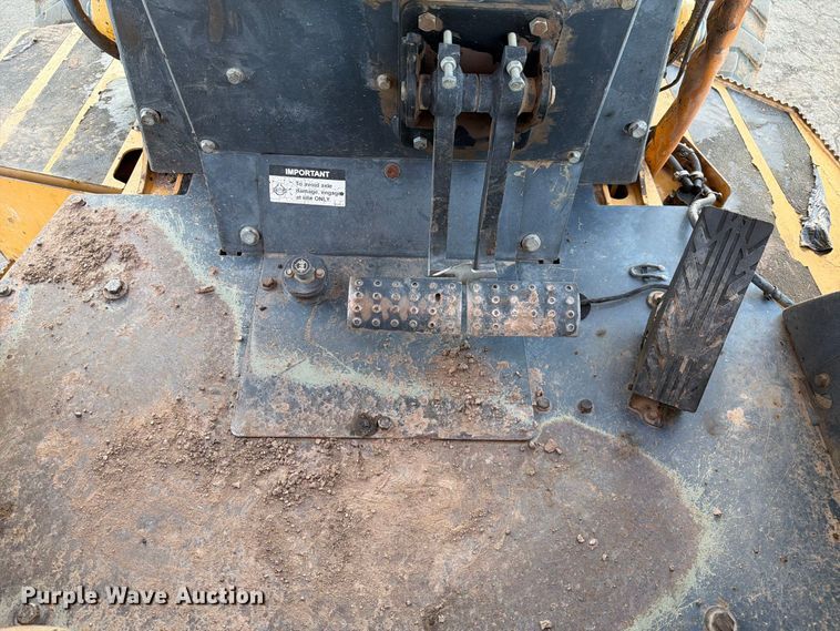 image for item EL2645 2014 John Deere 210KEP landscape tractor